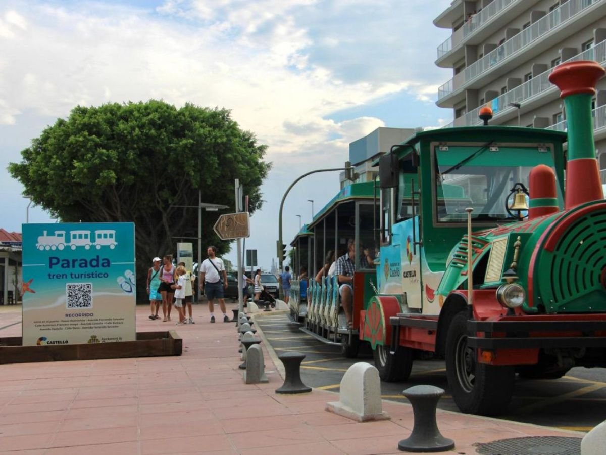 Tren turístico en Escala Castelló